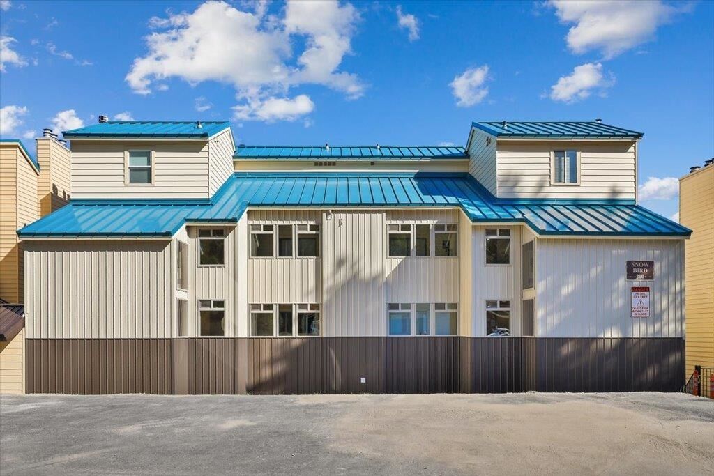 Property Photo:  28600 N Mt Spokane Park Dr 209  WA 99021 