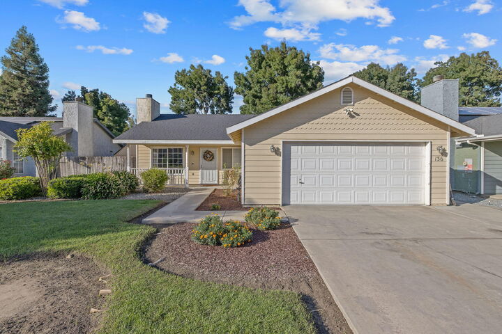 136 W Loyola Avenue  Visalia CA 93277 photo