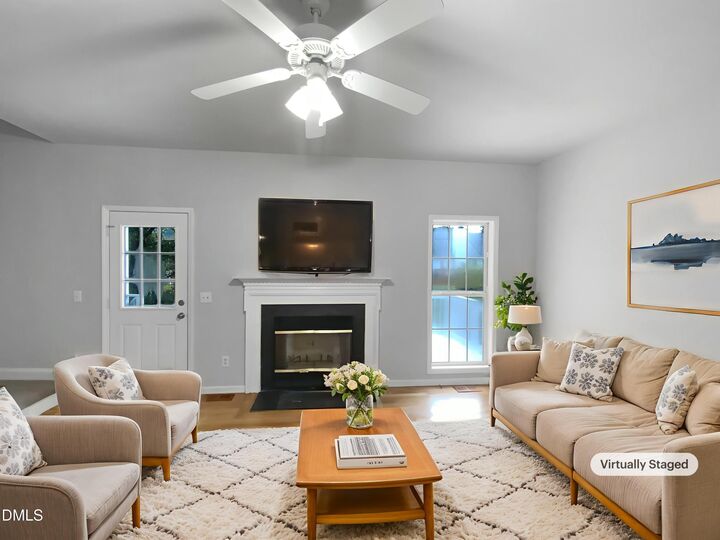 Property Photo:  2901 Piney Court  NC 27603 