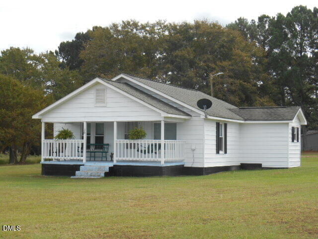 Property Photo: 130 Holland Road NC 27501