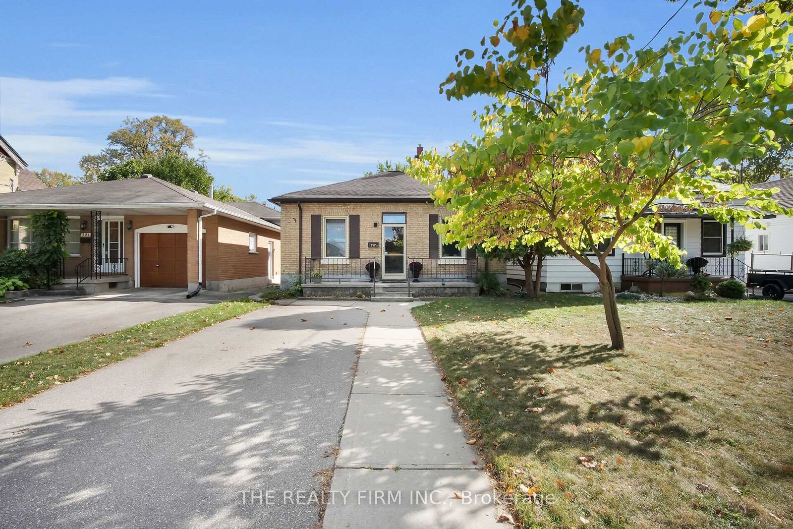 Property Photo:  317 Simcoe Street  ON N6B 1J4