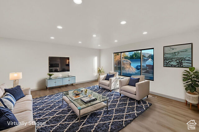 Property Photo: 1327 E Madrid Way S UT 84093