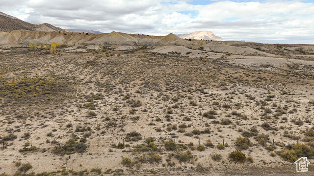Property Photo: 355 E 340 N UT 84522