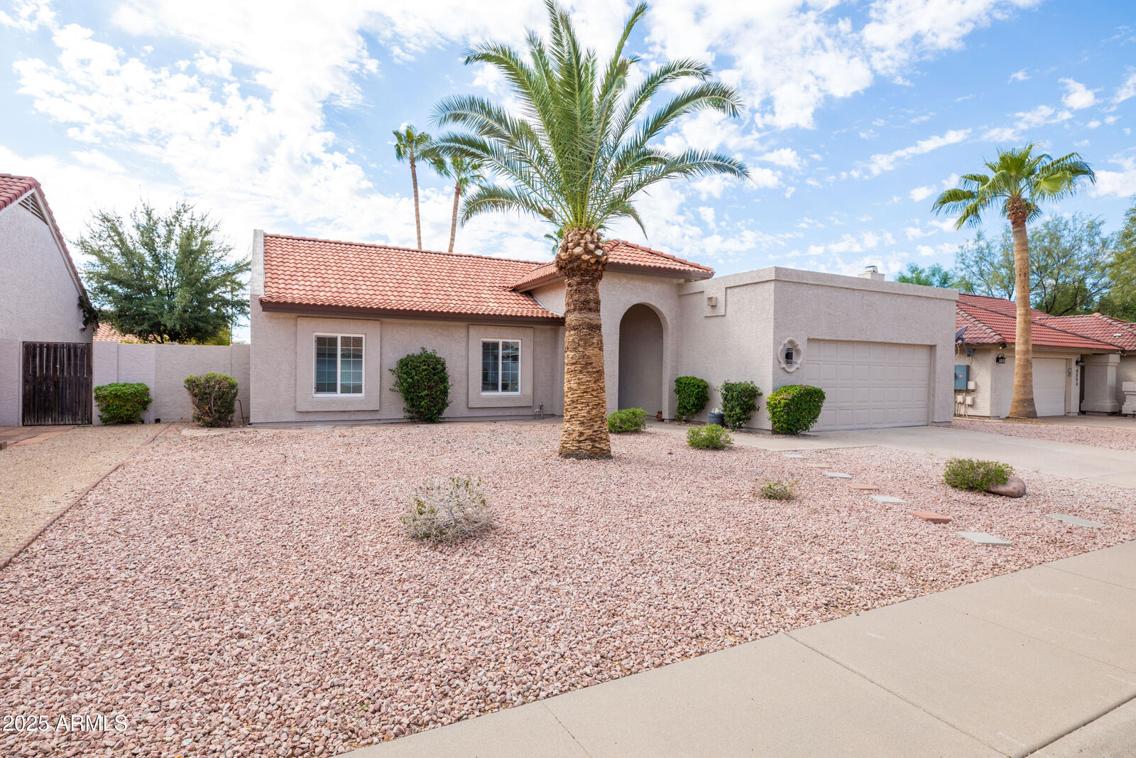 Property Photo:  9009 E Sahuaro Drive  AZ 85260 