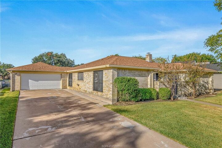 Property Photo:  2513 Arbor Drive  TX 77802 