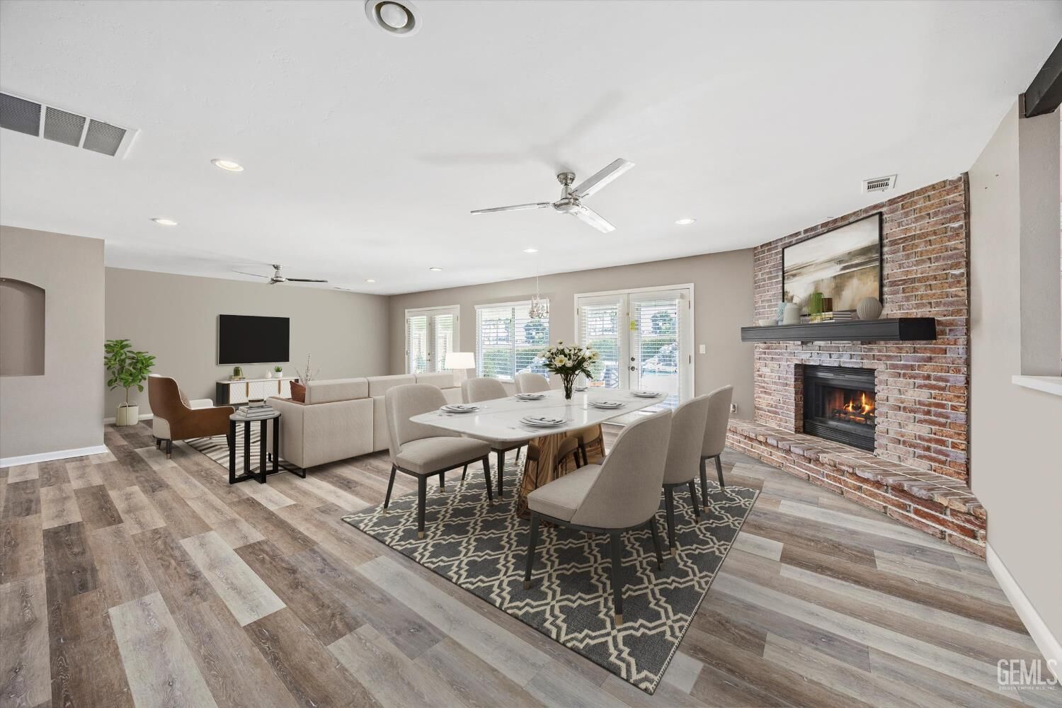 Property Photo: 7116 Jolynn Street CA 93308