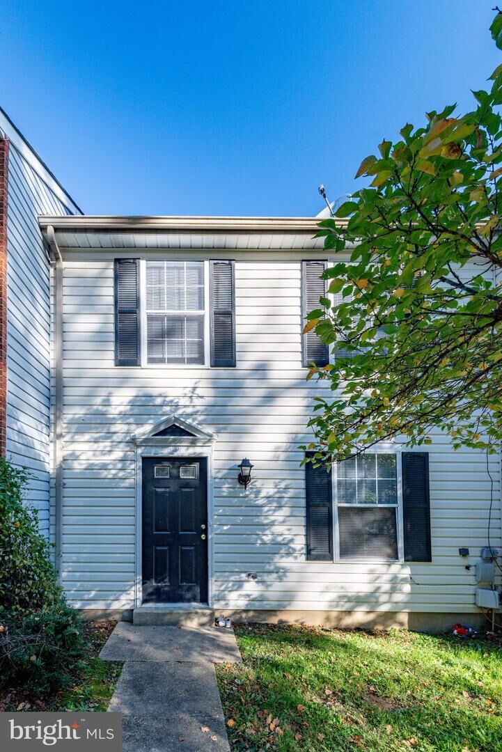 Property Photo: 46101 Lucca Way MD 20653