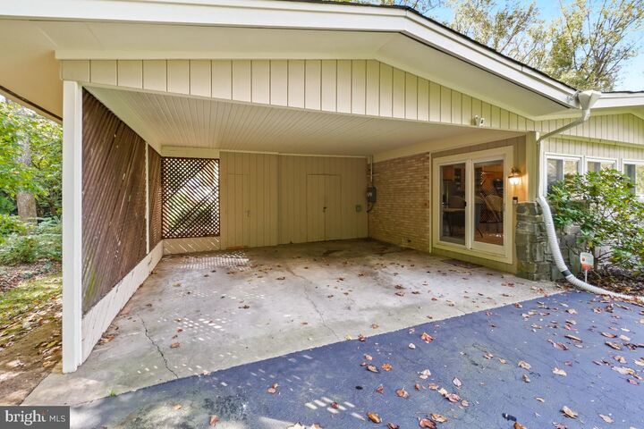 Property Photo: 9012 Honeybee Lane MD 20817