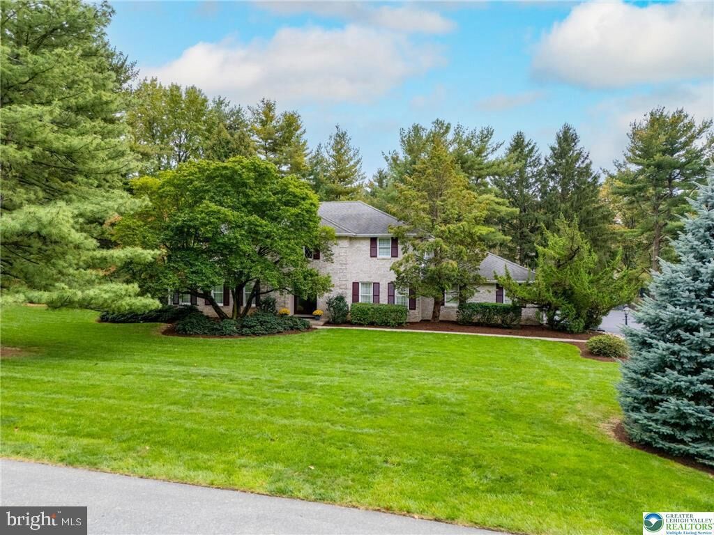 Property Photo: 1830 Sherwood Road PA 18103