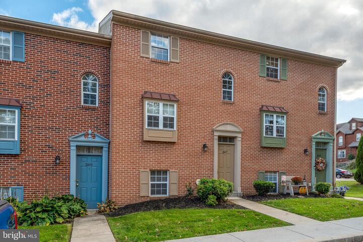 Property Photo: 367 Weldon Drive PA 17404