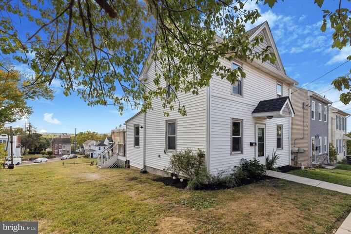 Property Photo: 514 Lincoln Avenue PA 19464