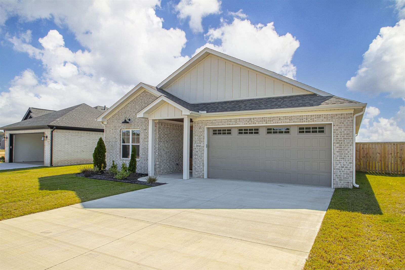 Property Photo:  21041 Kinsley Lane  AR 72065 