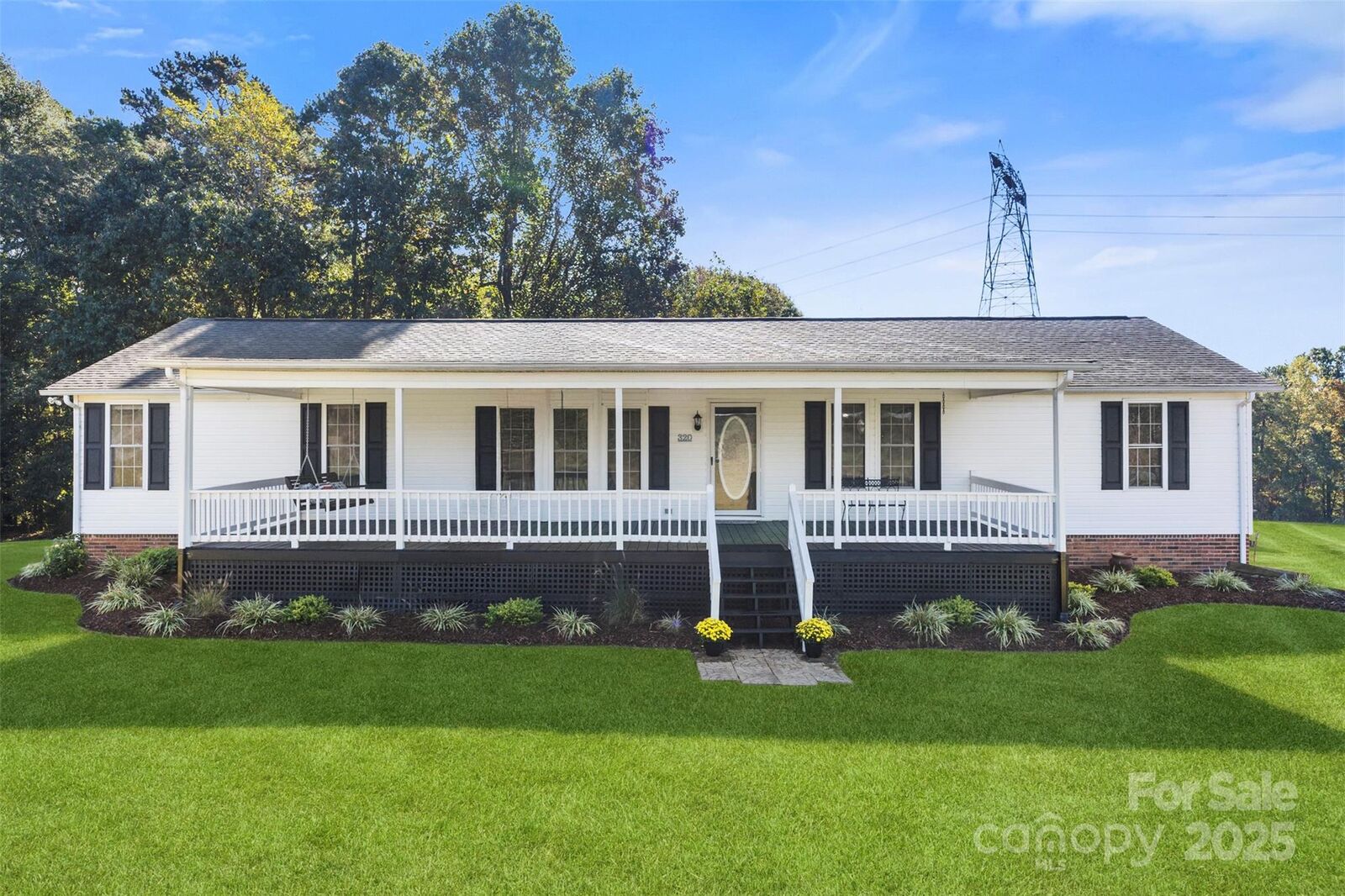 Property Photo:  320 Huffstetler Lake Road  NC 28034 