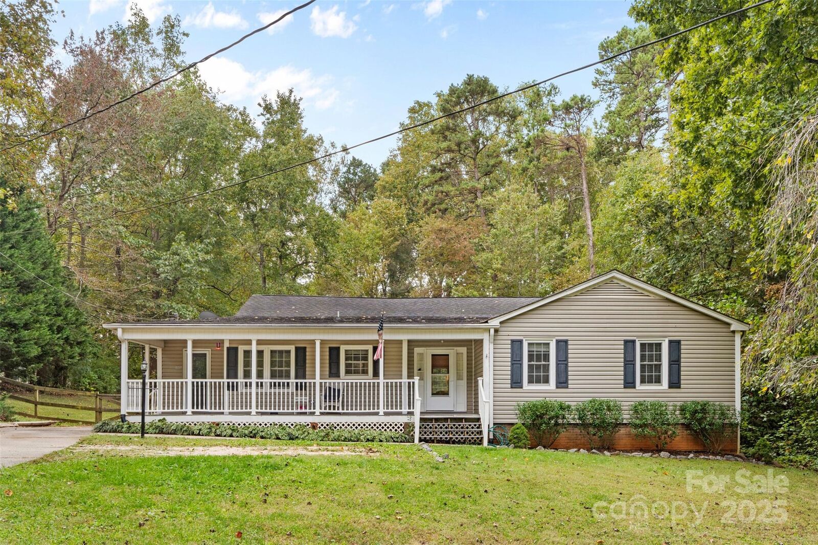 Property Photo: 113 Sawtooth Lane 27 NC 28164