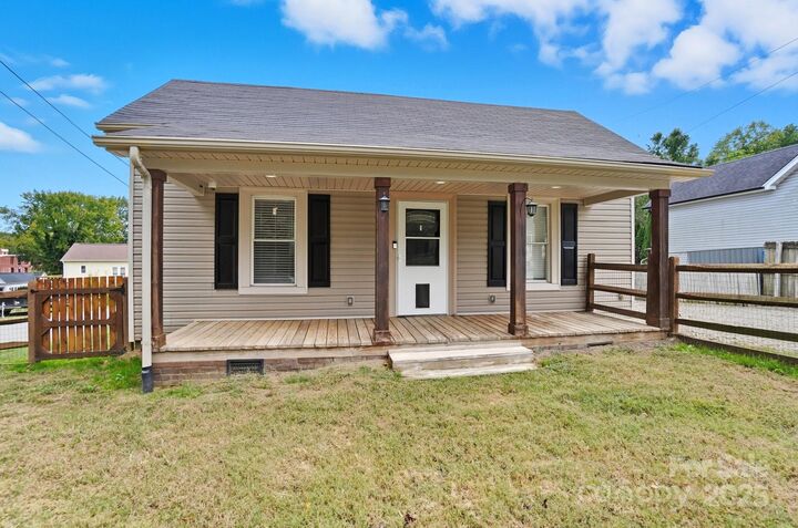 Property Photo: 64 Robinson Drive SW NC 28027