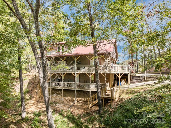 Property Photo: 757 Dalton Road NC 28779
