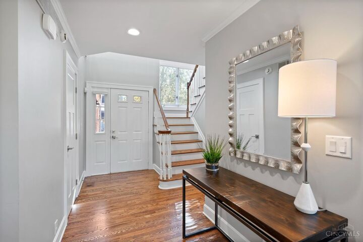 Property Photo: 675 Totten Way OH 45226