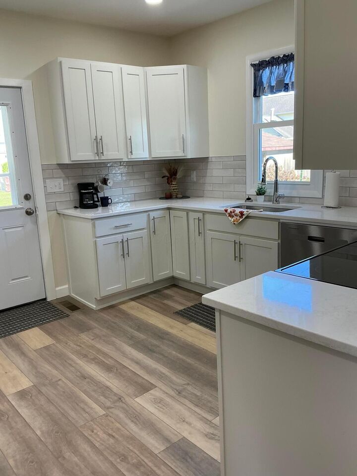 Property Photo: 452 Walnut Lane OH 43055