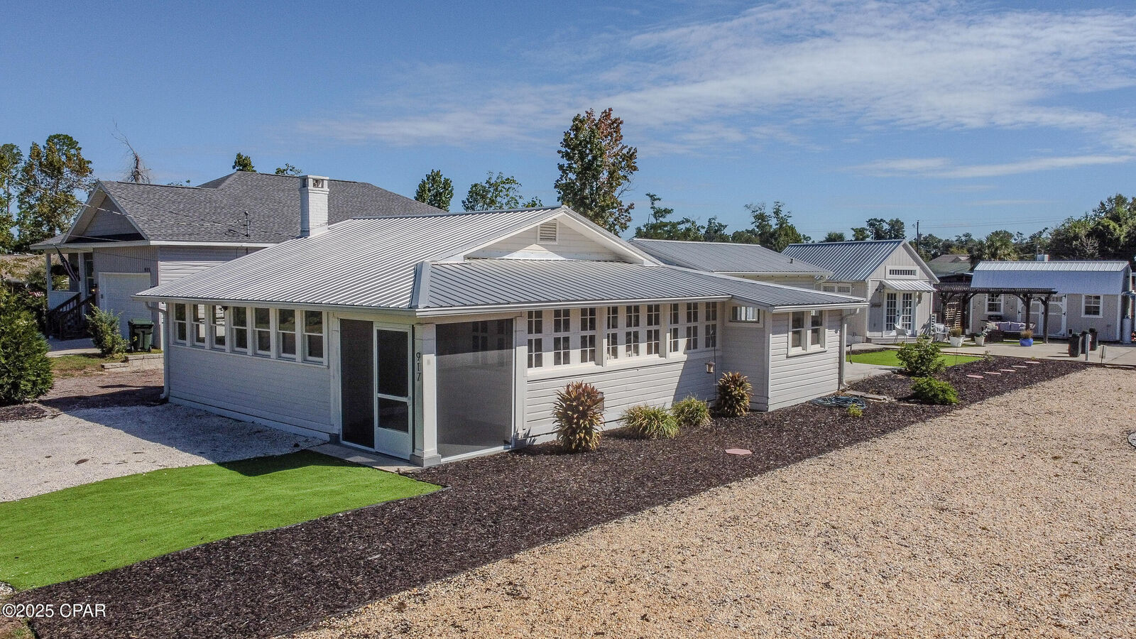 Property Photo:  917 Carolina Avenue  FL 32444 