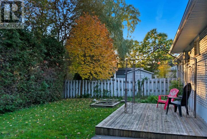 Photo de la propriété: 11 Creery Ave ON P6B 1G7