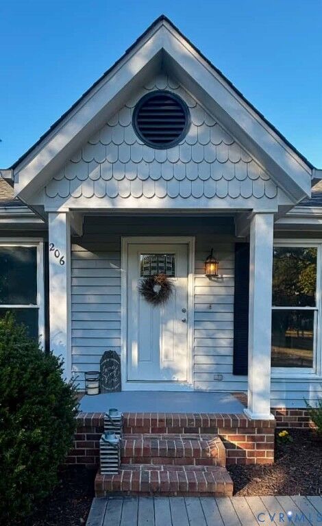 Property Photo: 206 Belmont Drive VA 23168