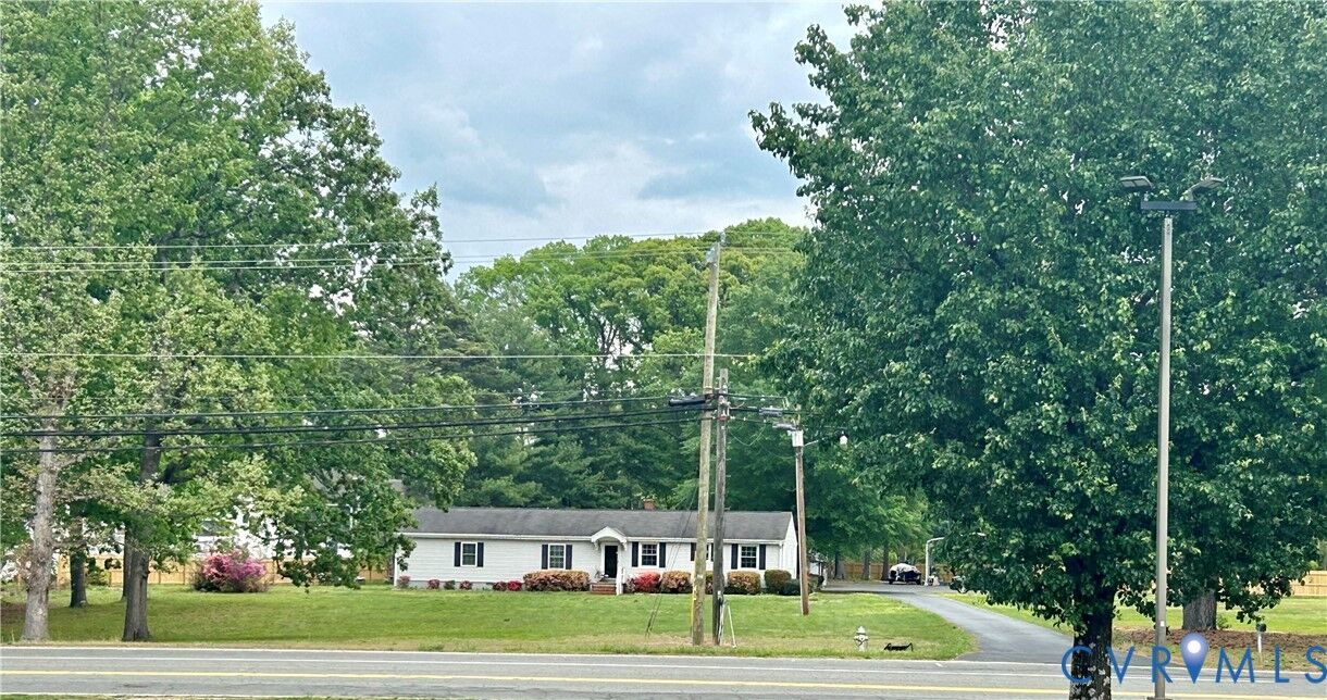 Property Photo: 8054 Shady Grove Road VA 23111