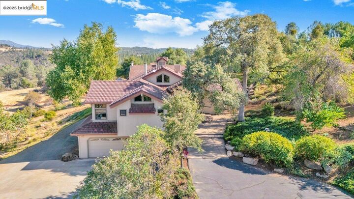 Property Photo: 13700 Clements Rd CA 95321