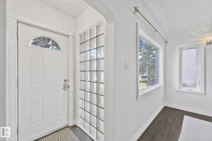 Property Photo: 10622 61 Avenue NW AB T6H 1L7
