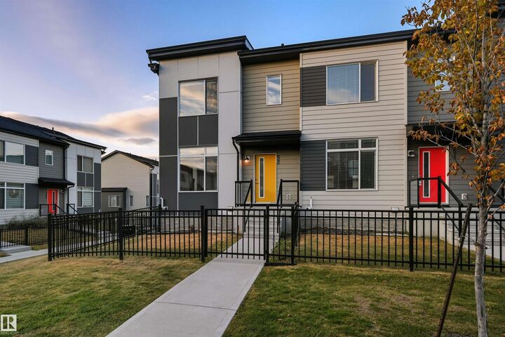 804 Welsh Drive SW 52  Edmonton AB T6X 1Y8 photo