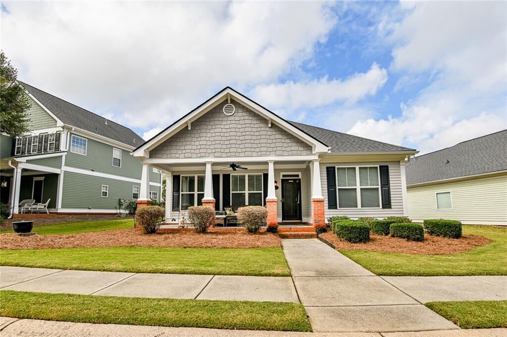 Property Photo:  125 Pratt Drive  GA 30014 