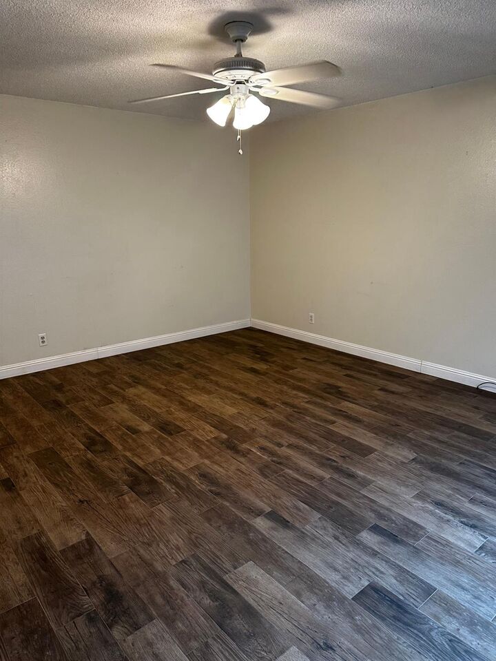 Property Photo:  745 E Tenaya Way  CA 93710 