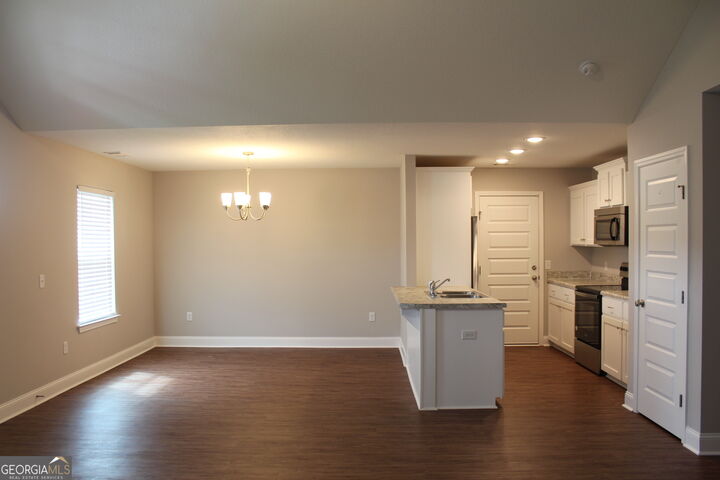 Property Photo: 7040 White Pine Avenue GA 30458