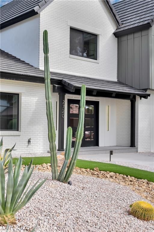 Property Photo:  2720 Tioga Pines Circle  NV 89117 