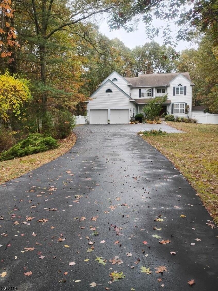 Property Photo: 4 Southwoods Ln NJ 07438