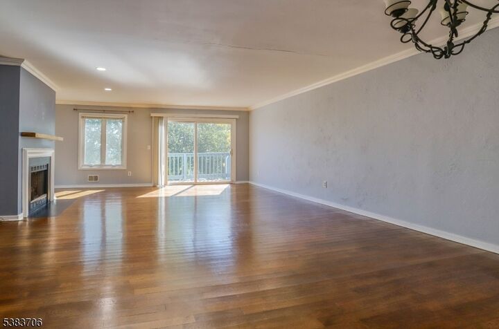 Property Photo:  18 Skyview Ter  NJ 07013 