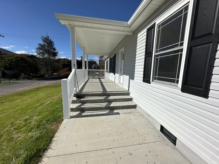 Property Photo: 115 Lillians Way WV 24986