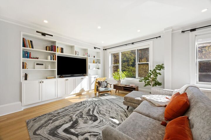 Property Photo: 920 Hudson St 2B NJ 07030