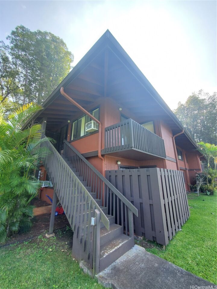 2069 California Avenue 18E  Wahiawa HI 96786 photo
