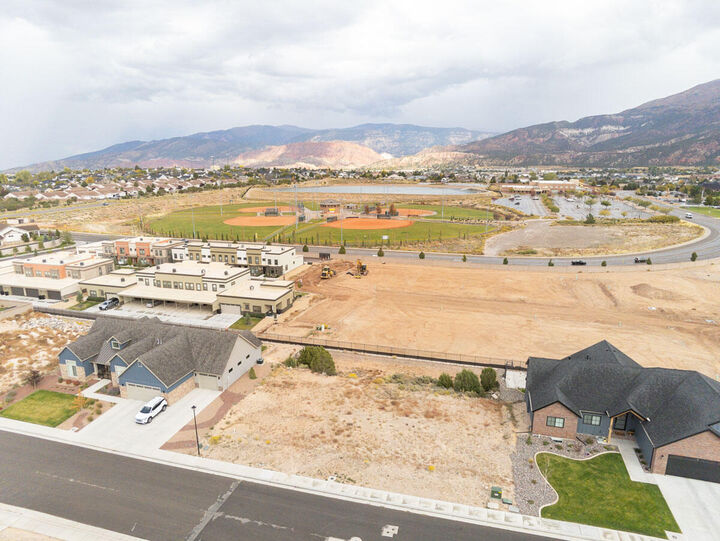 Property Photo: 933 S Cliffs Dr Lot 38 UT 84720