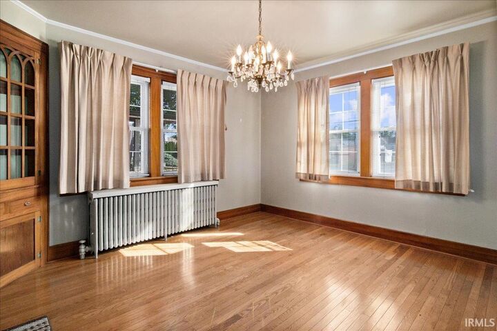 Property Photo: 515 S Main Street IN 47670