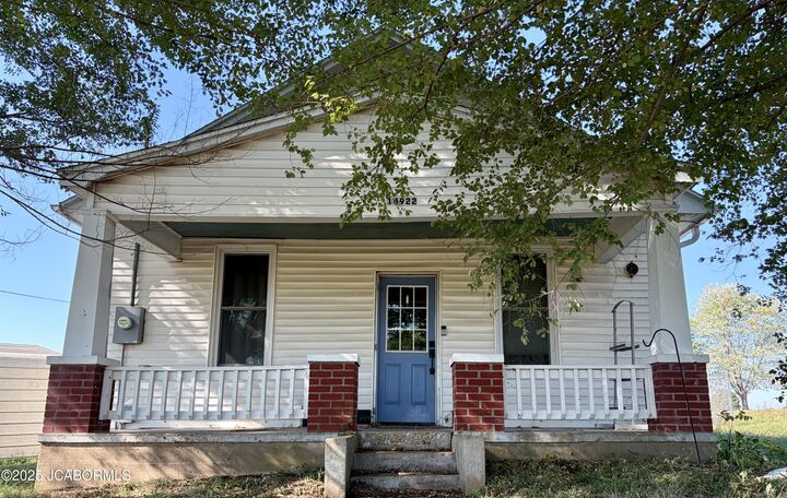 14922 State Hwy B  St. Thomas MO 65076 photo