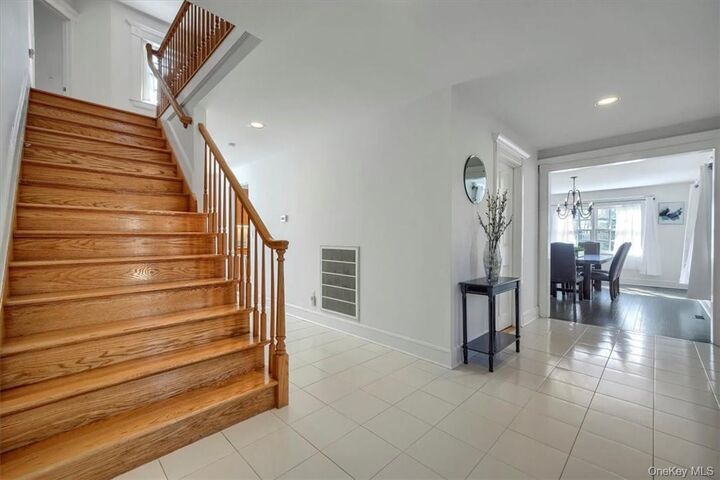 Property Photo:  10 High Tor Road  NY 10956 