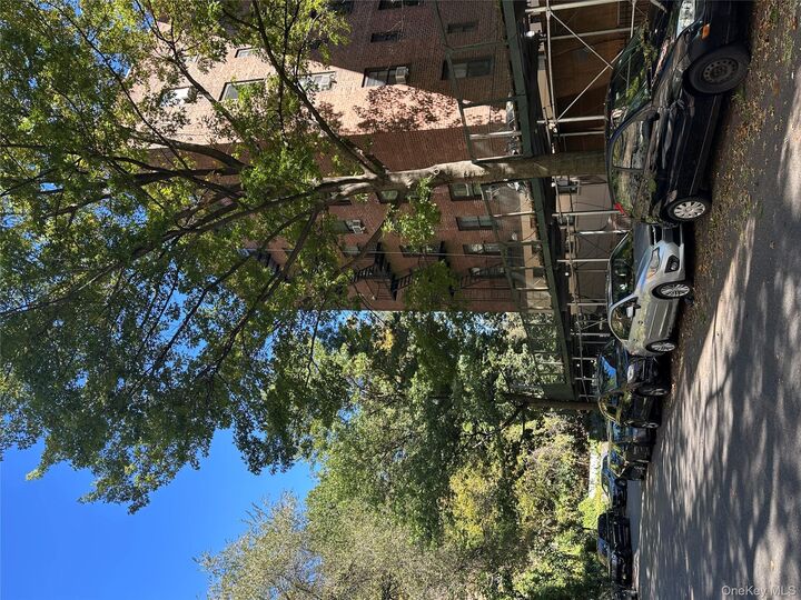 Property Photo: 295 Bennett Avenue 4B NY 10040