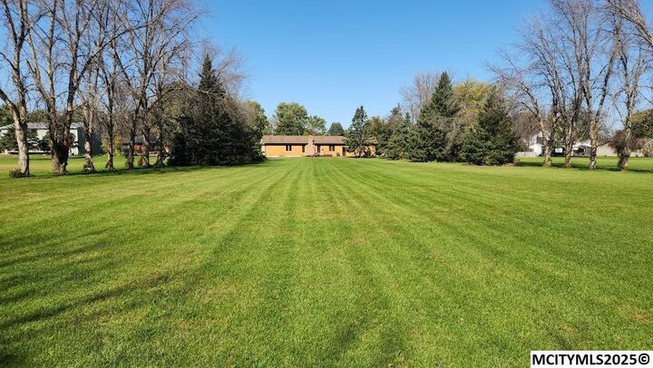 Property Photo: 61 N Yorktown Pike IA 50401