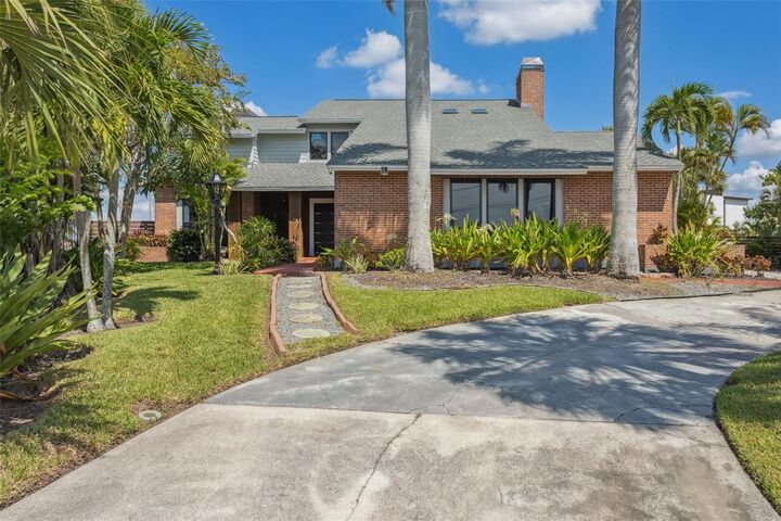 769 Kingston Court  Apollo Beach FL 33572 photo