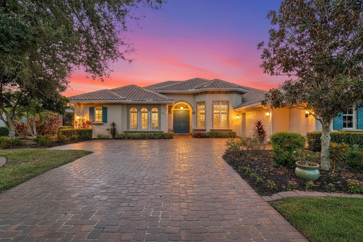 Property Photo:  225 Pesaro Drive  FL 34275 