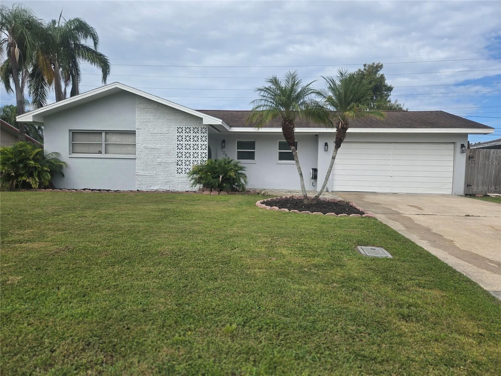 Property Photo:  1254 Caracas Avenue  FL 33764 