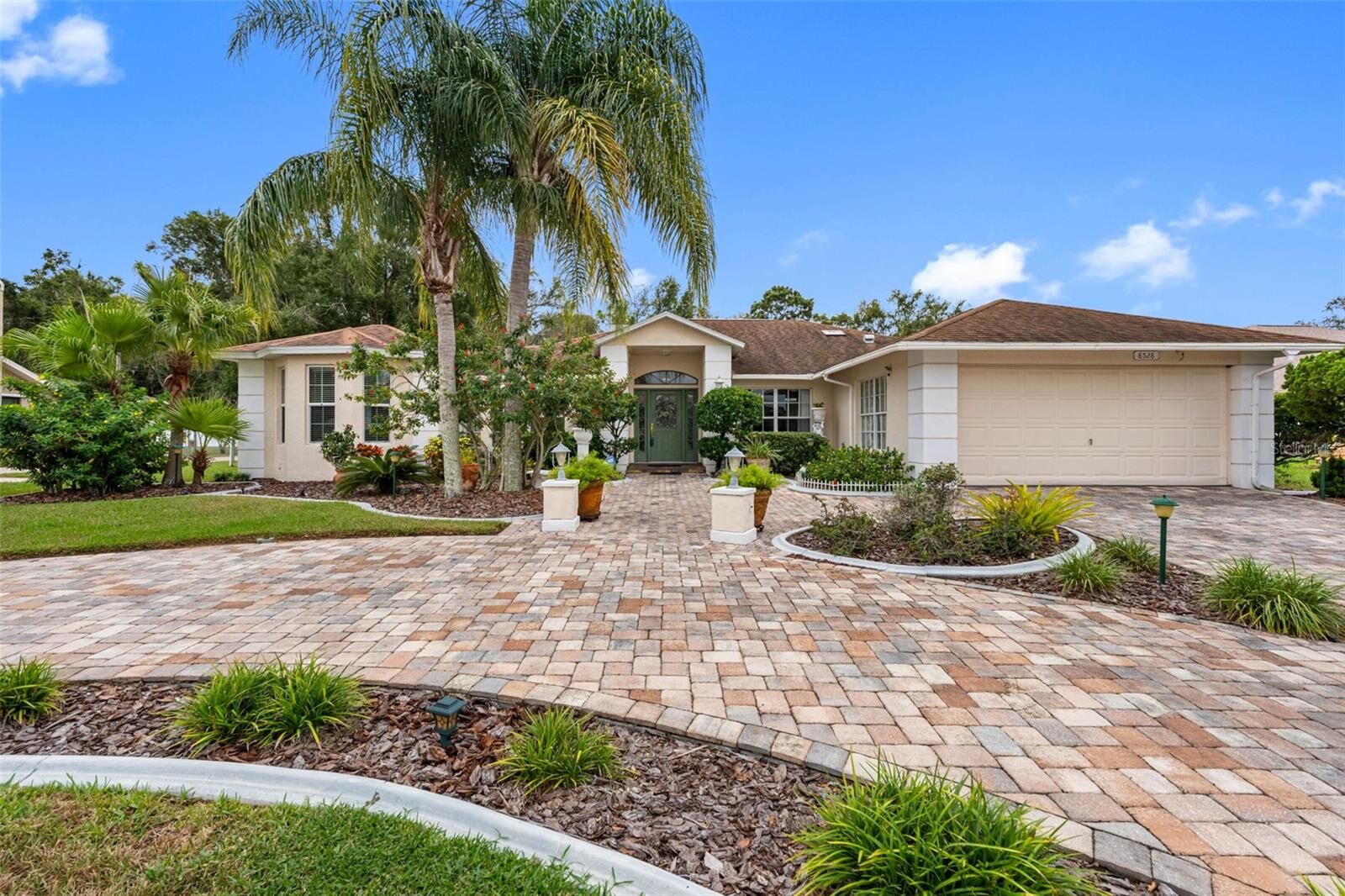 Property Photo: 8528 Thrasher Court FL 34654