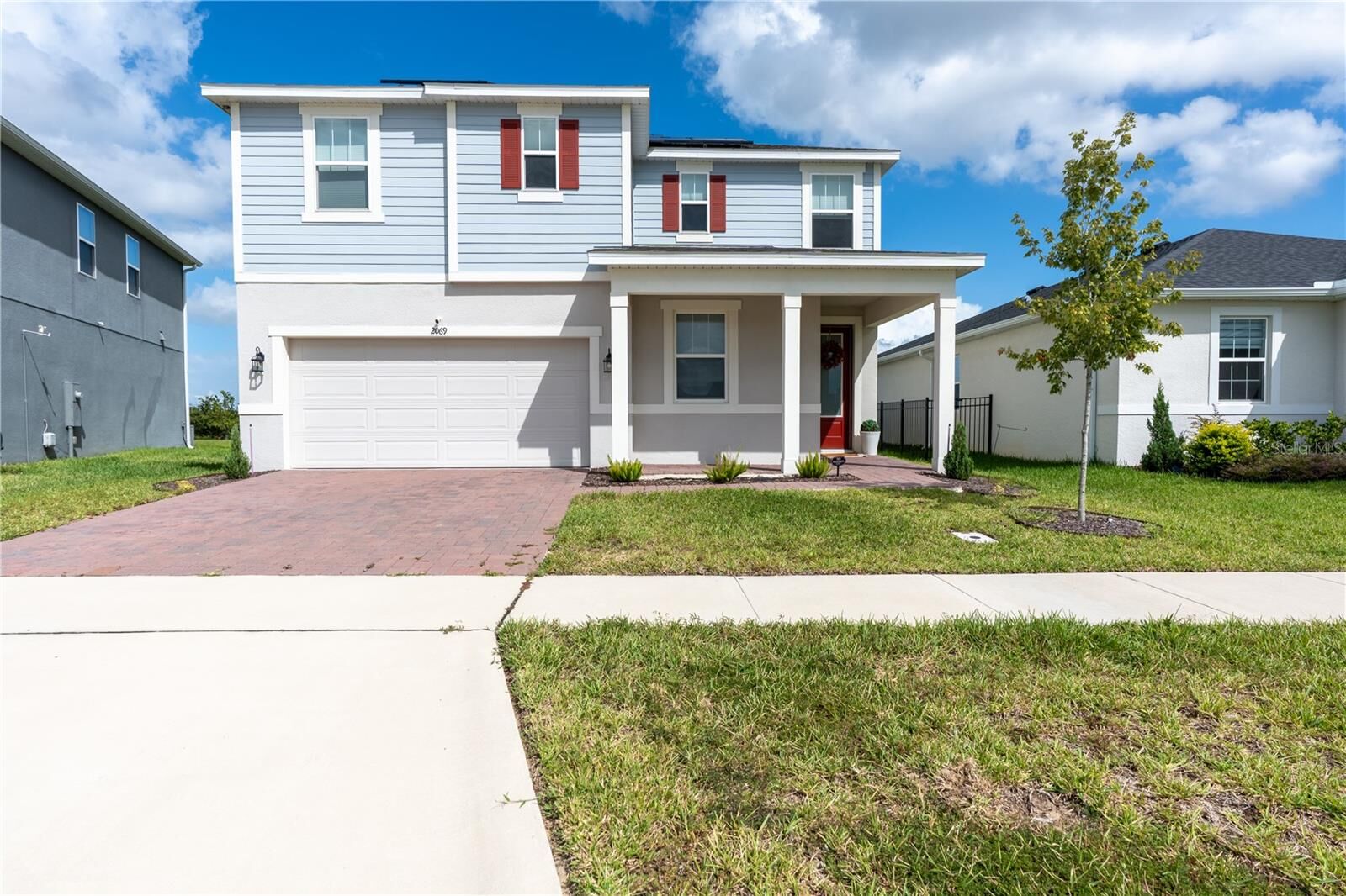 Property Photo: 2069 Valencia Blossom Street FL 34711