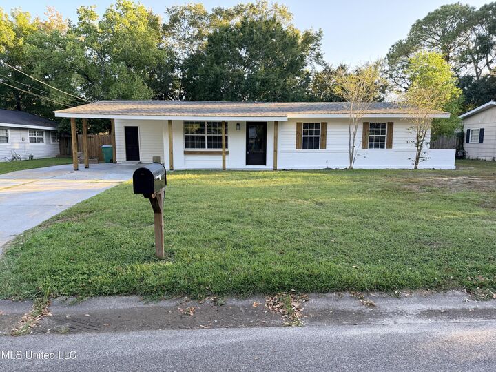 Property Photo: 2714 Clairmont Avenue MS 39567